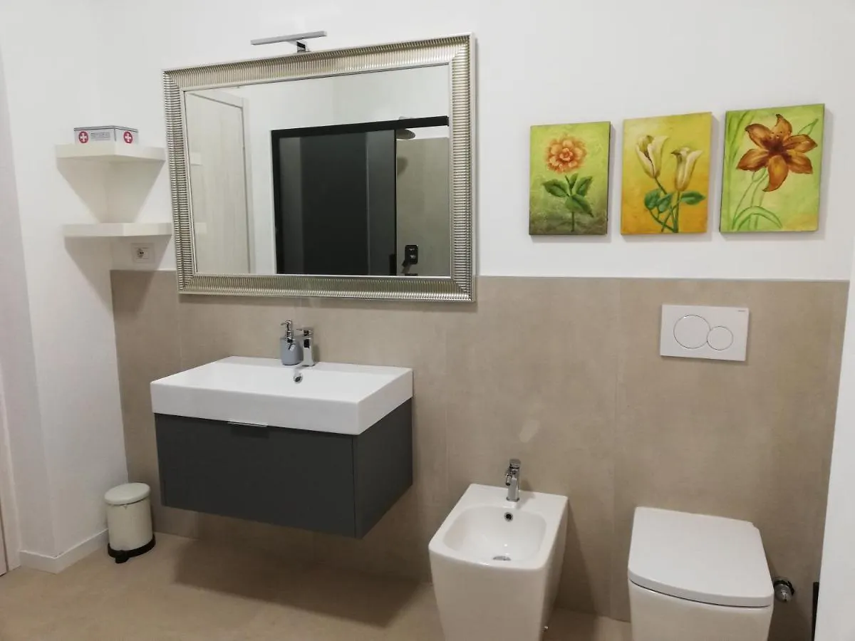 Il 64B - 10 Minuti A Piedi Dal Policlinico San Matteo - Apartment Pavia